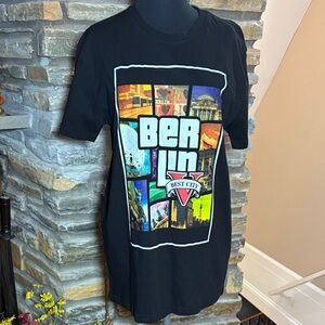 NWT Berlin Graphic T-Shirt